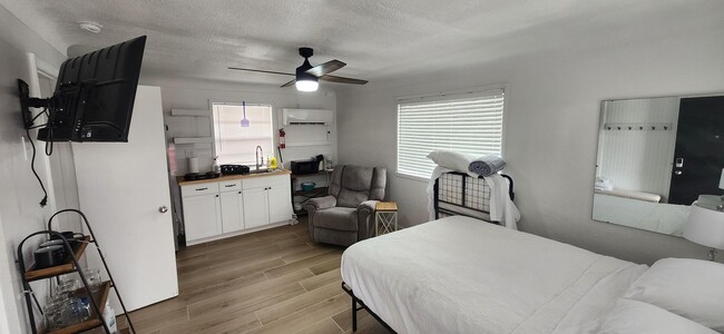 Photo - 6444 Highway 178 S