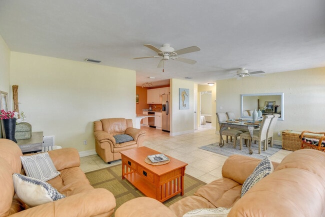 Photo - 8 Tropical Dr Unit SI ID1546317P