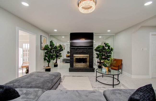 Photo - 8623 Parasol Ln Unit ID1022079P