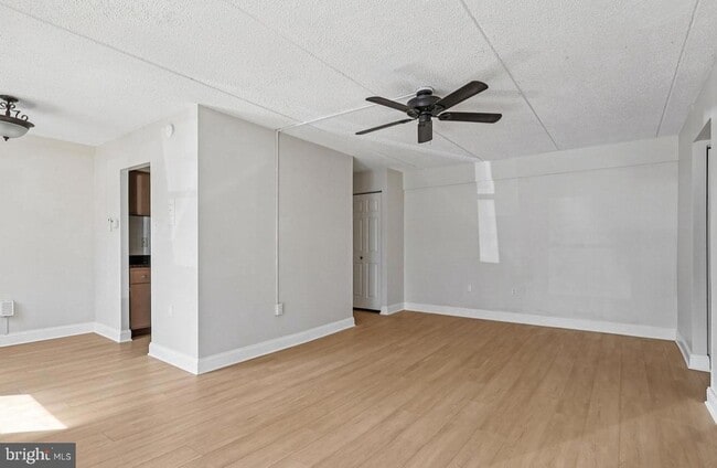 Photo - 280 Bridgewater Rd Unit F8