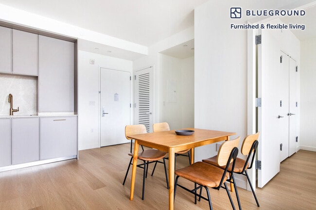 Photo - 544 Carroll St Unit FL12-ID2202