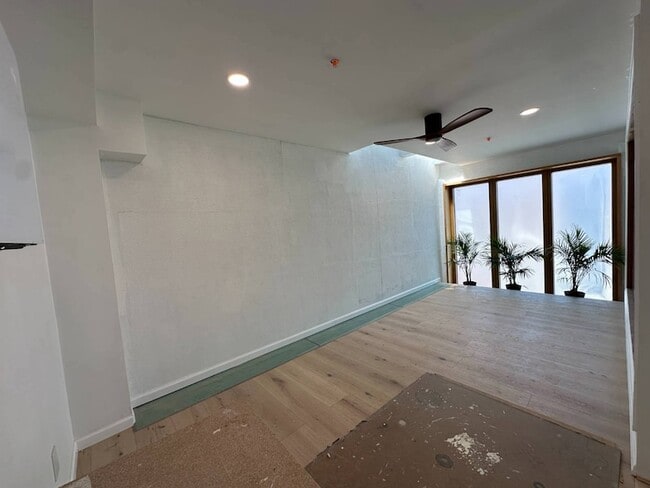 Photo - 132 Dwight St