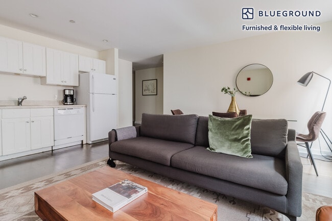 Photo - 40 Boylston St Unit FL6-ID1084