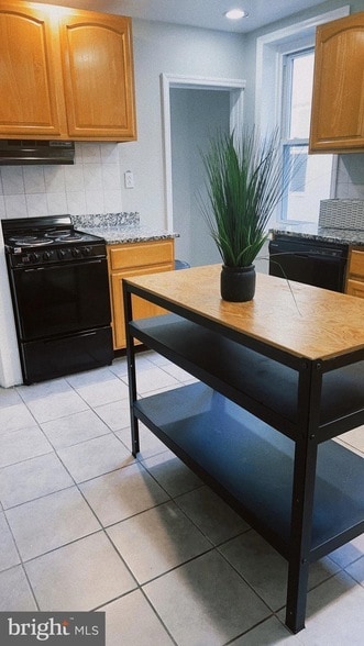 Photo - 429 N 40th St