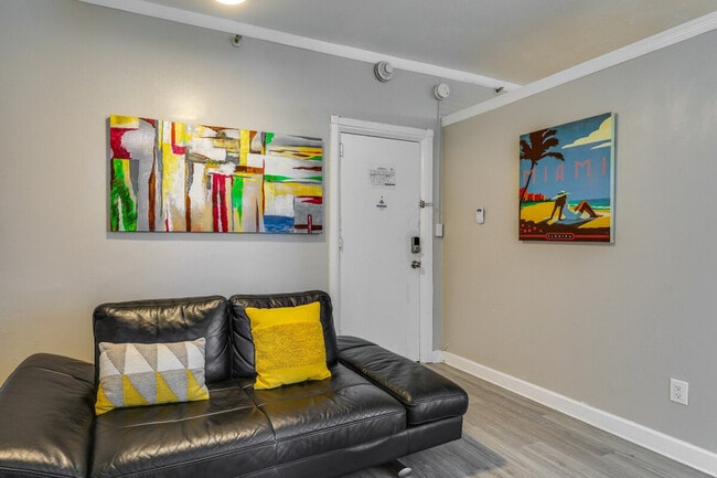 Photo - 3700 Collins Ave Unit ID1307153P