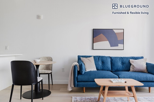 Photo - 27-09 44th Dr Unit FL11-ID2181