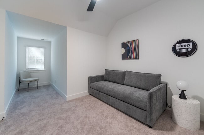 Photo - One West End