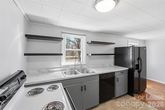 Photo - 214 Latta Ave