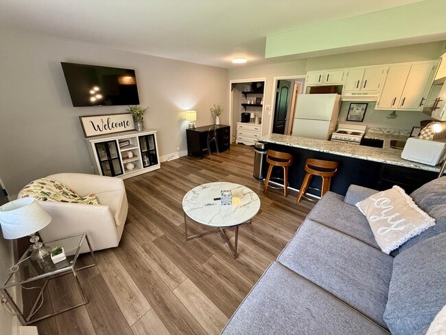 Photo - Western Hills Apartments