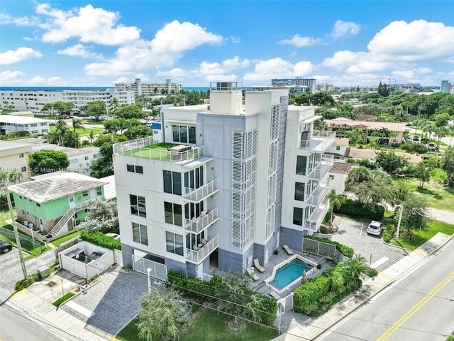 Photo - 1900 SE 2nd St Unit E301