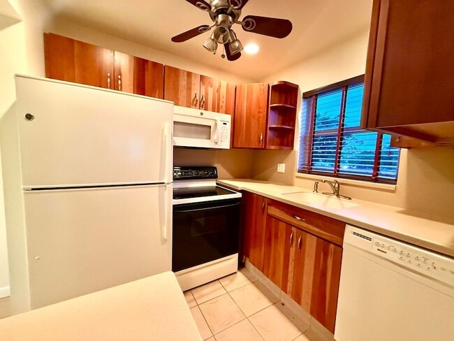 Photo - 22 Andover A Unit 22