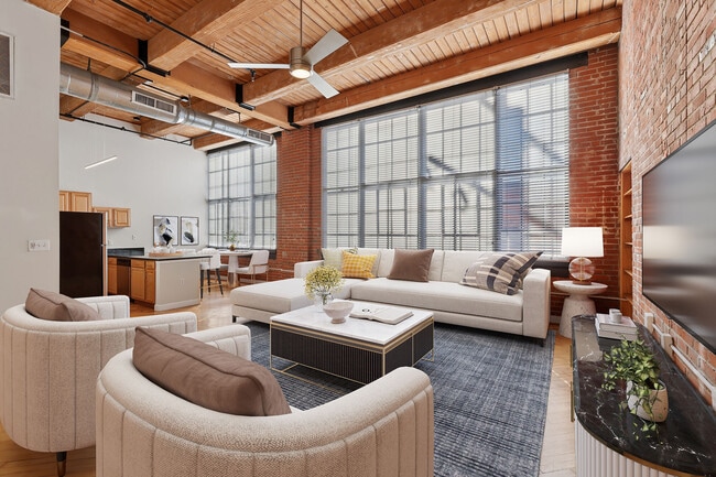 Building Photo - South Bank