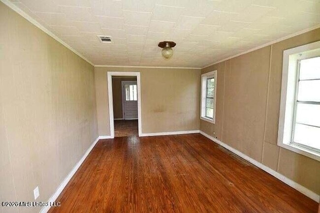 Photo - 105 Florida Ave