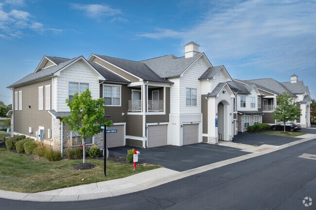 Building Photo - Prairie Lakes