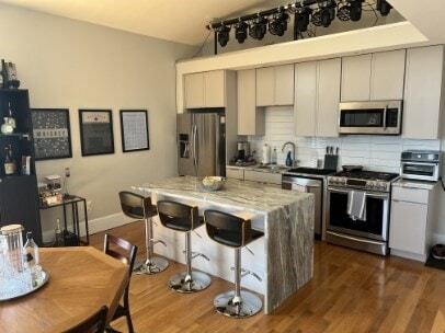 Photo - 204 Spencer Ave Unit 10
