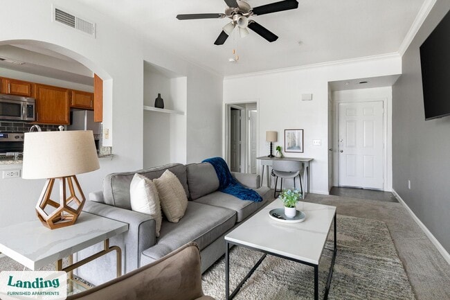 Building Photo - 1000 Henderson St Unit 333.1407738