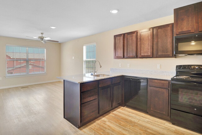 Photo - The Reserve at Chaffee Crossing Apartment Homes & Townhomes