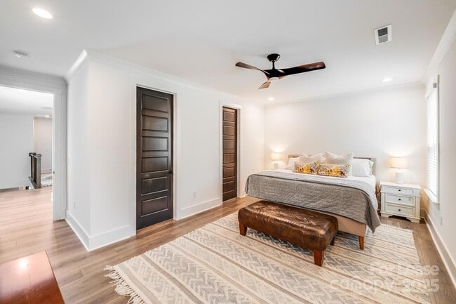 Photo - 1613 N McDowell St