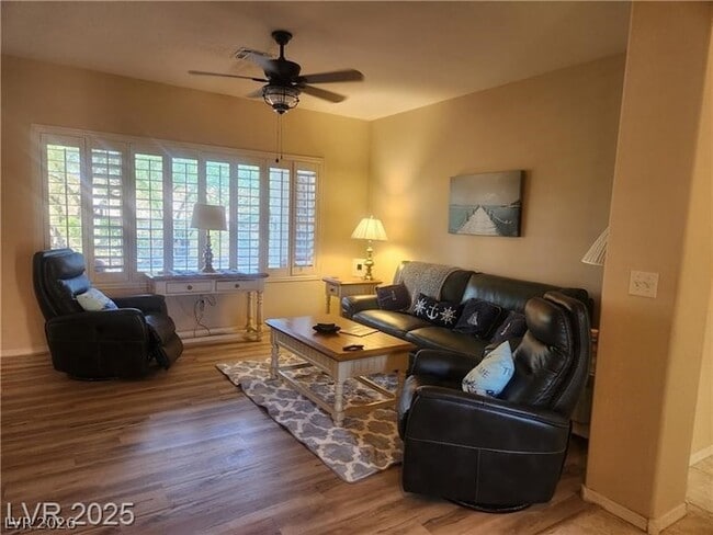 Photo - 2570 Downeyville Ave