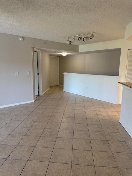 Photo - 500 Crestwood Ct S Unit 514