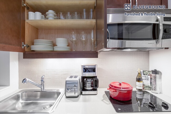 Photo - 488 7th Ave Unit FL4-ID233