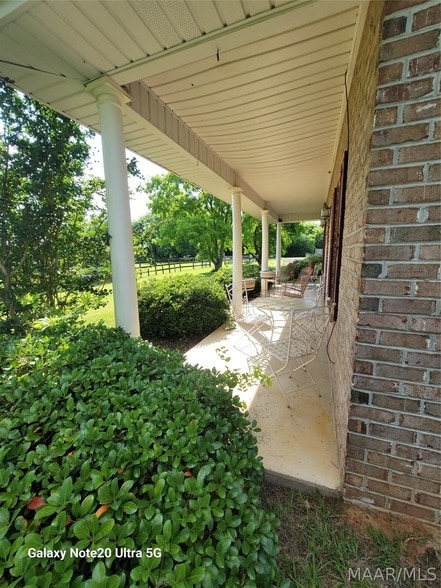 Photo - 77 Groves Ln