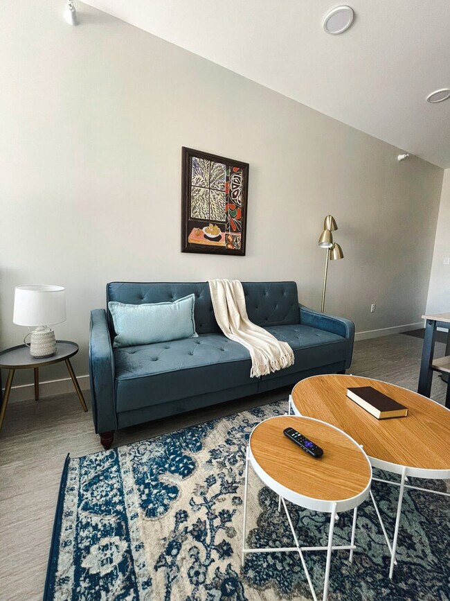 Photo - 2530 University Ave Unit ID1036854P