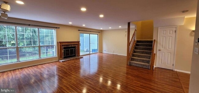 Building Photo - 15 Colebrook Ct