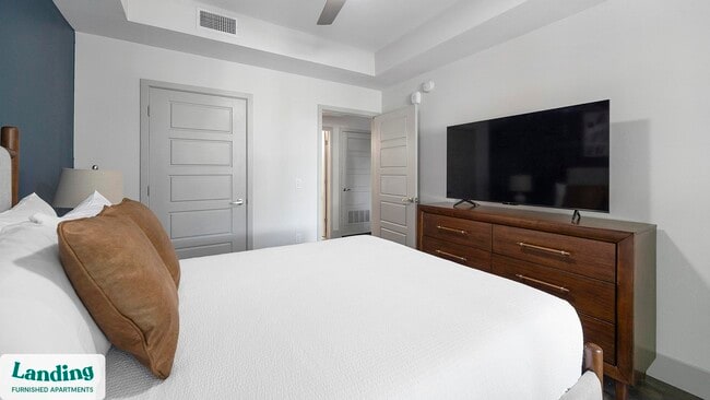 Photo - 2323 E Highland Ave Unit 2104