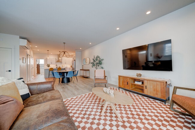 Photo - 605 E Bryant St Unit ID1292391P