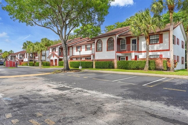 Building Photo - 2518 NW 89th Dr Unit 8
