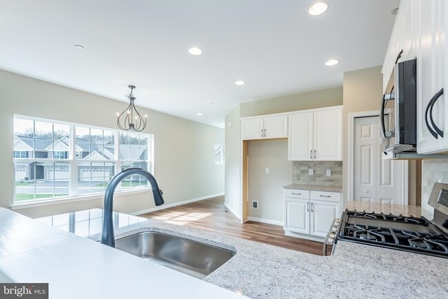 Photo - 1714 Shady Ln