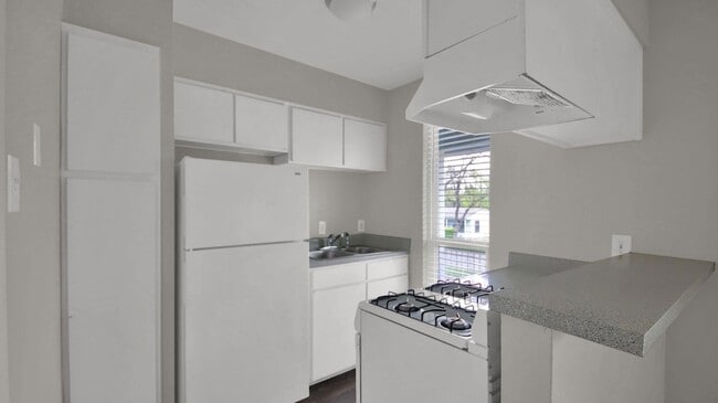 Photo - 4406 Avenue C Unit 205