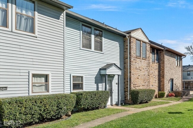 Photo - 9913 Dagger Point Ln