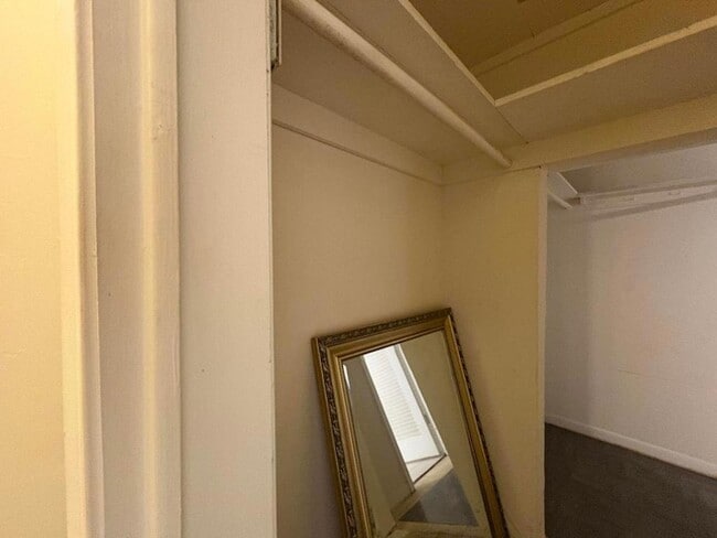 Photo - 51 Waltham E