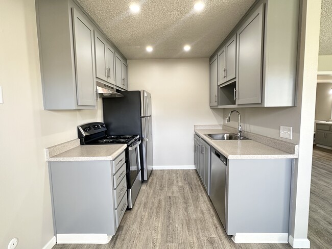 Kitchen - Sahara Apartments