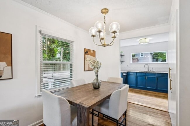 Photo - 1136 Gilbert St SE