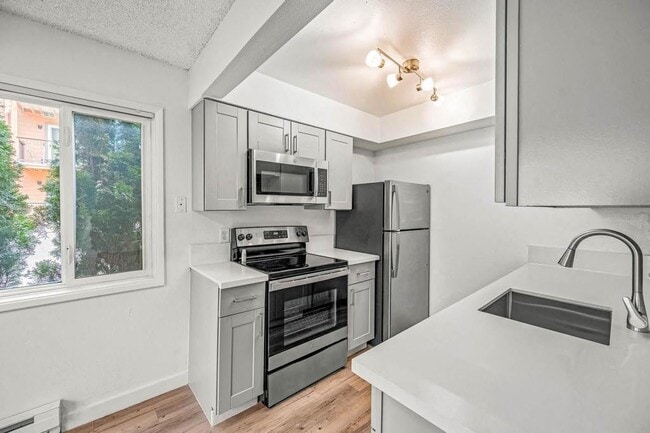 Photo - Alpine by Trion Living