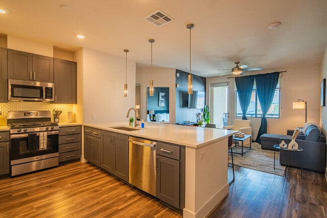 Photo - 15501 N Dial Blvd Unit ID1388723P