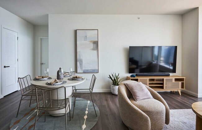 Photo - 1000 S Michigan Ave Unit FL60-ID1287551P