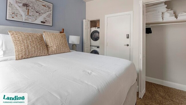 Photo - 617 W Lexington St Unit C4