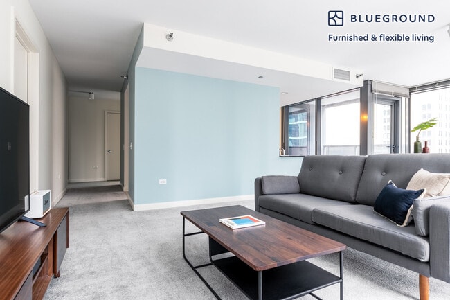 Photo - 210 N Wells St Unit FL16-ID247