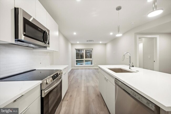 Photo - 3449 Scotts Ln Unit B409