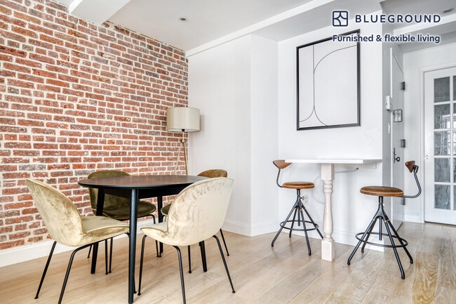 Photo - 41 W 24th St Unit FL5-ID617