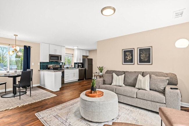 Photo - 18435 Sharon Ln Unit ID1032346P