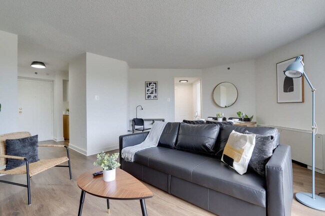 Photo - 801 15th St S Unit FL2-ID1022436P