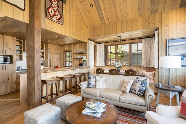 Photo - 5 Bandit Way Unit ID1255695P