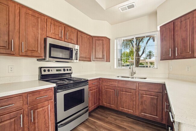 The Palms Apartments in Phoenix, Arizona - The Palms