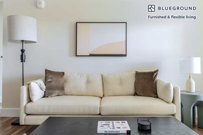 Photo - 1501 W Howard Ln Unit FL4-ID364