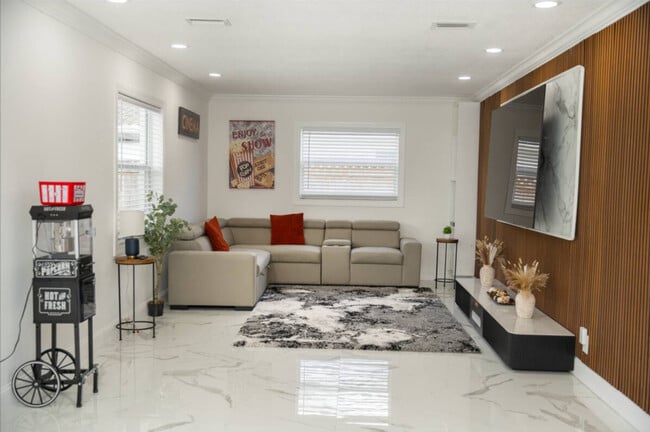 Photo - 651 NW 42nd Ave Unit ID1369660P